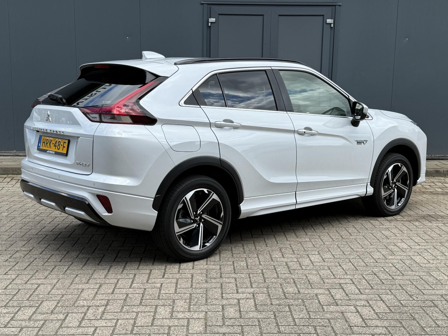 Mitsubishi Mitsubishi