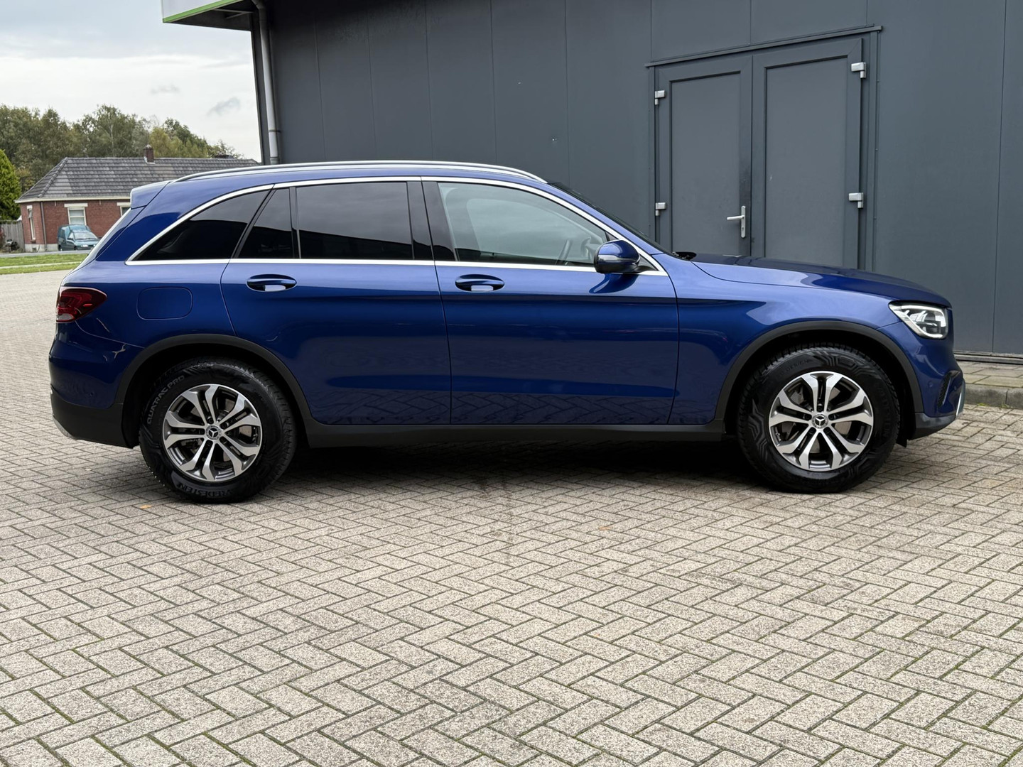 Mercedes-Benz Mercedes-Benz