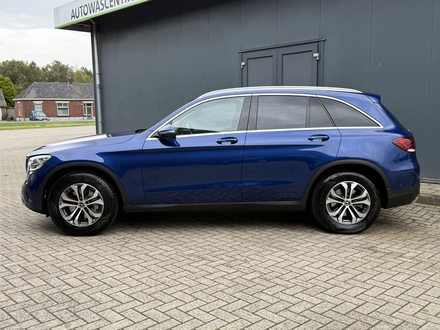 Mercedes-Benz Mercedes-Benz