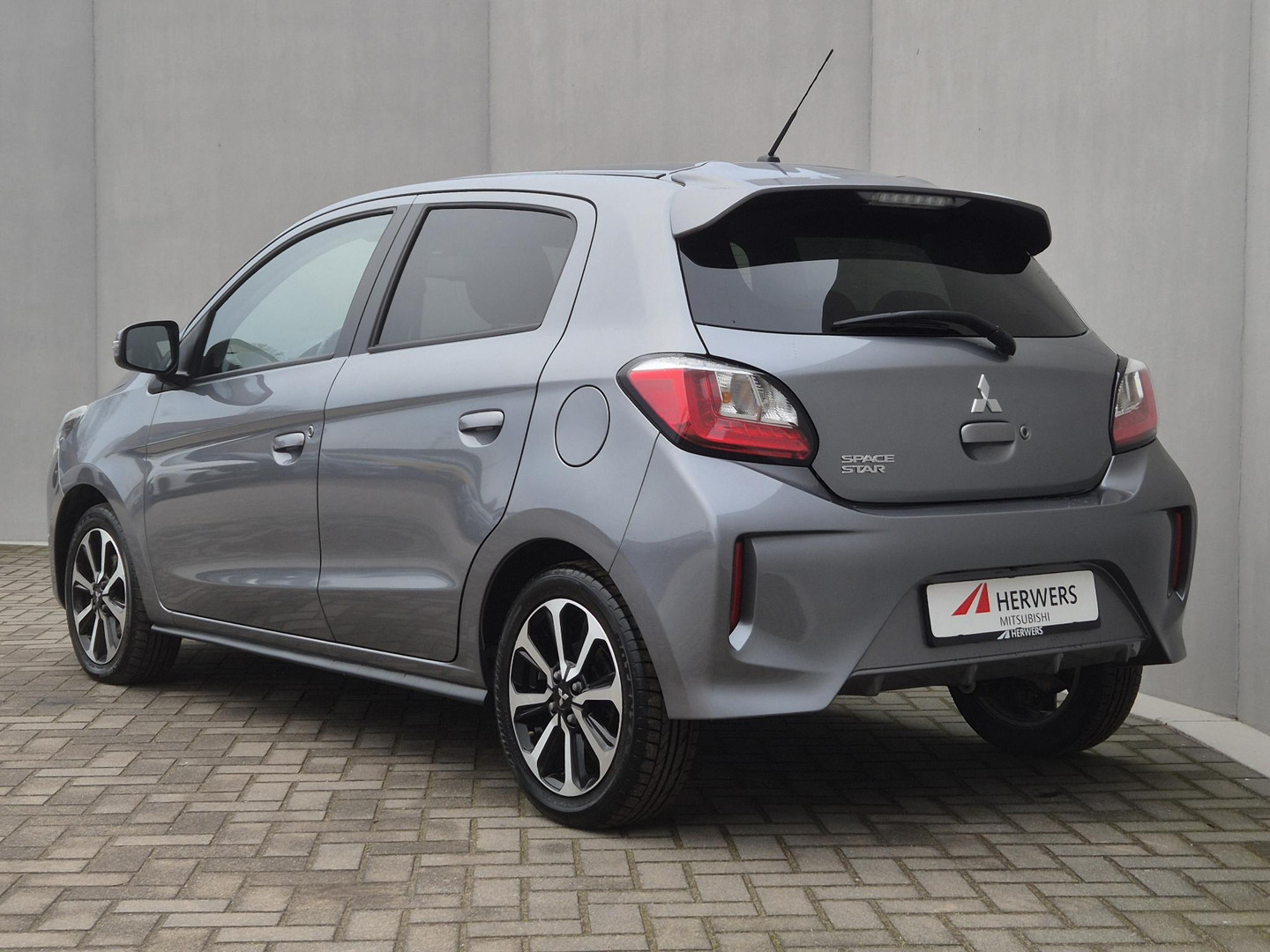 Mitsubishi Mitsubishi