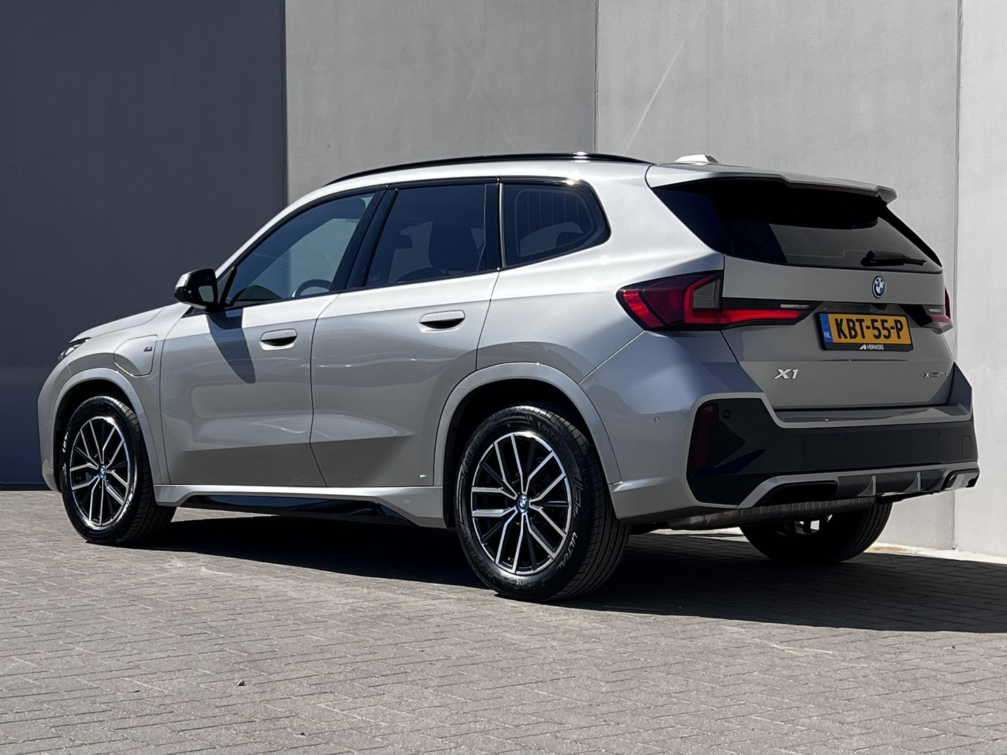 BMW