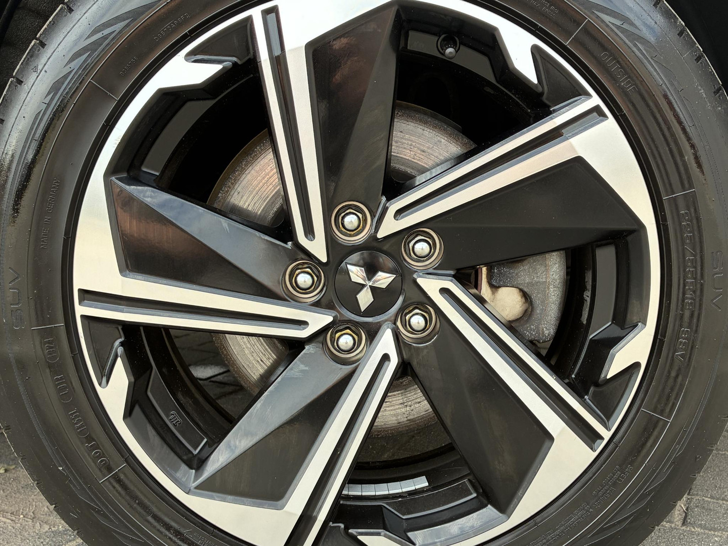 Mitsubishi Mitsubishi