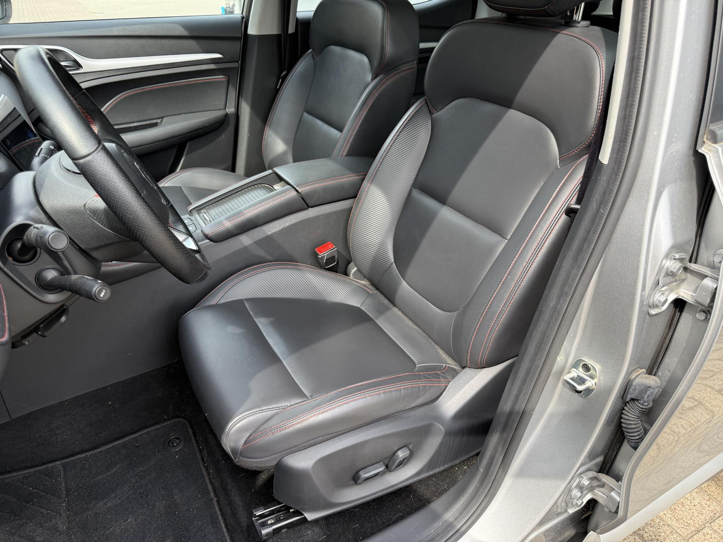 MG ZS EV