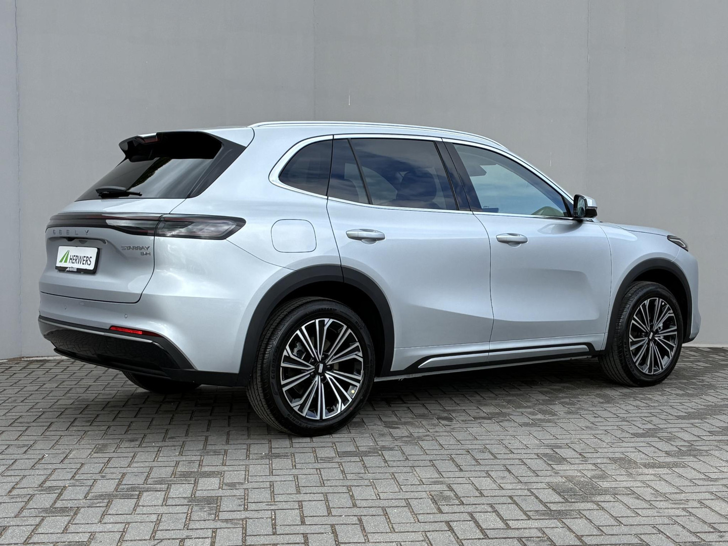 Geely Starray EM-i