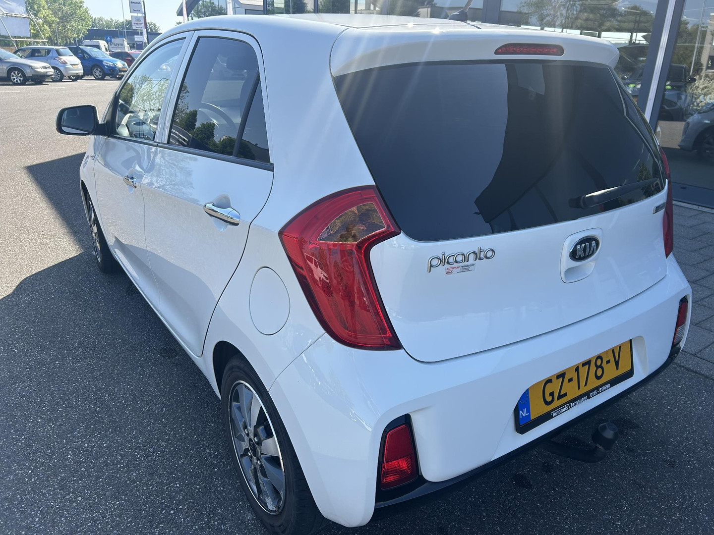 Kia
