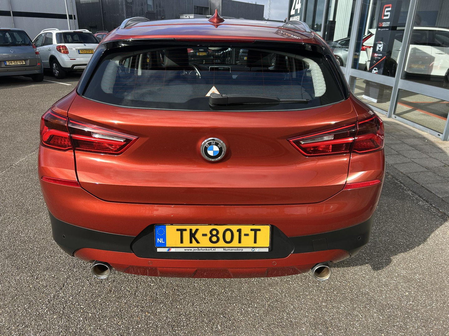 BMW