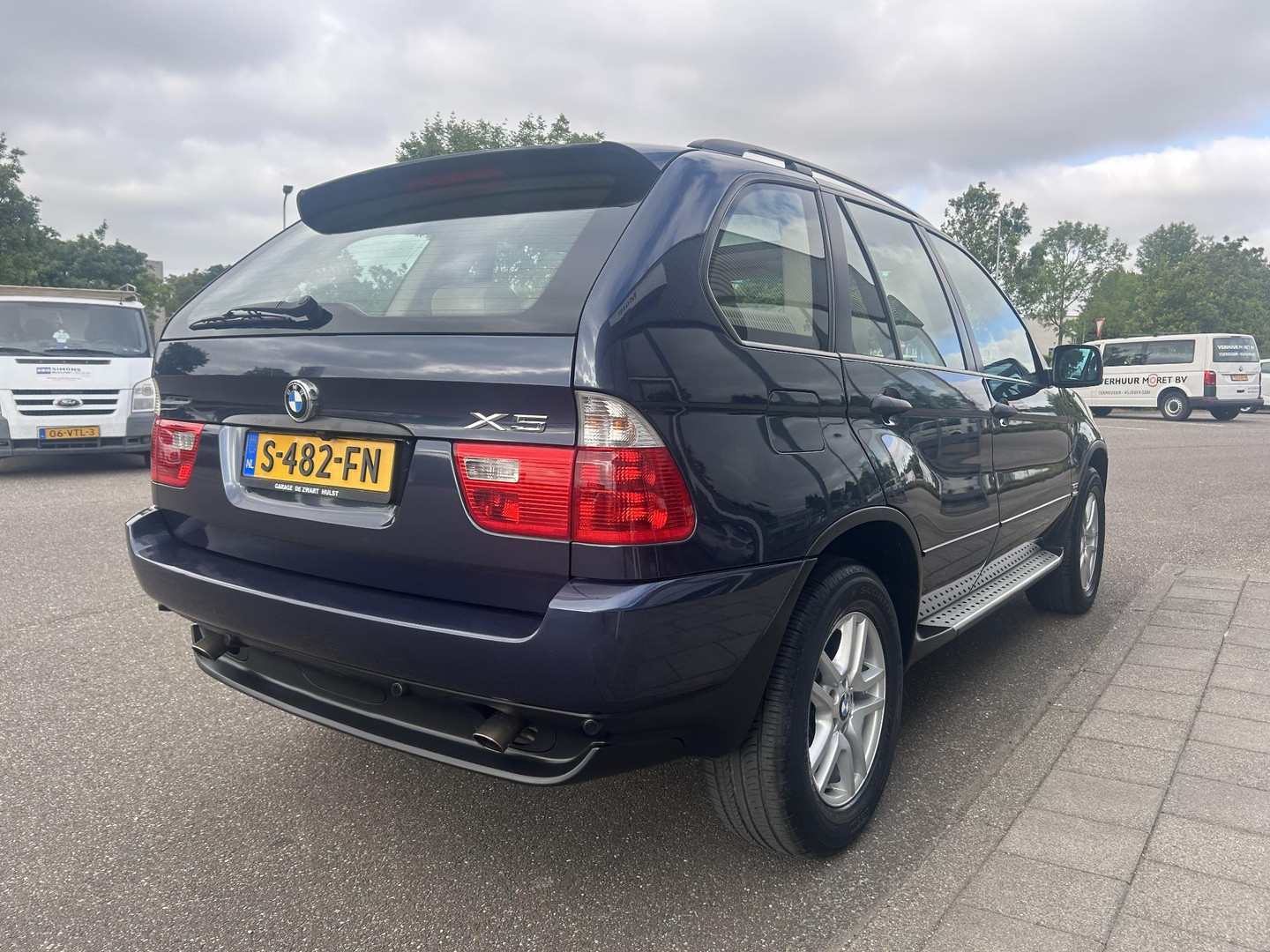 BMW