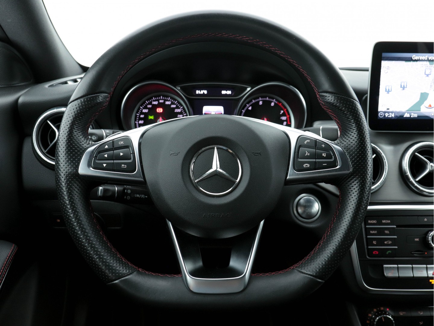 Mercedes-Benz Mercedes-Benz