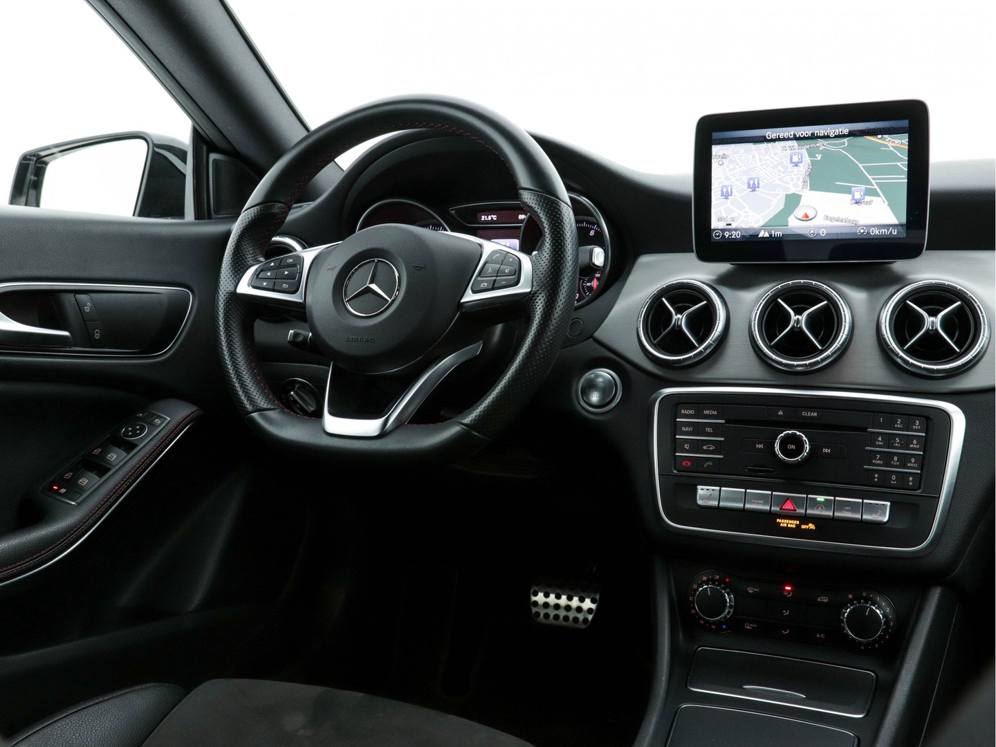 Mercedes-Benz Mercedes-Benz