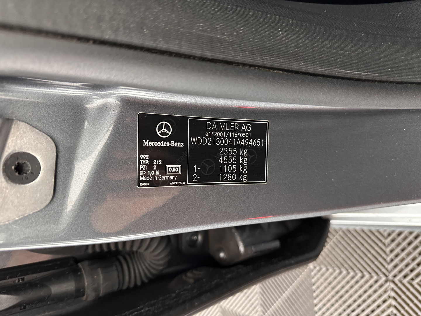 Mercedes-Benz Mercedes-Benz