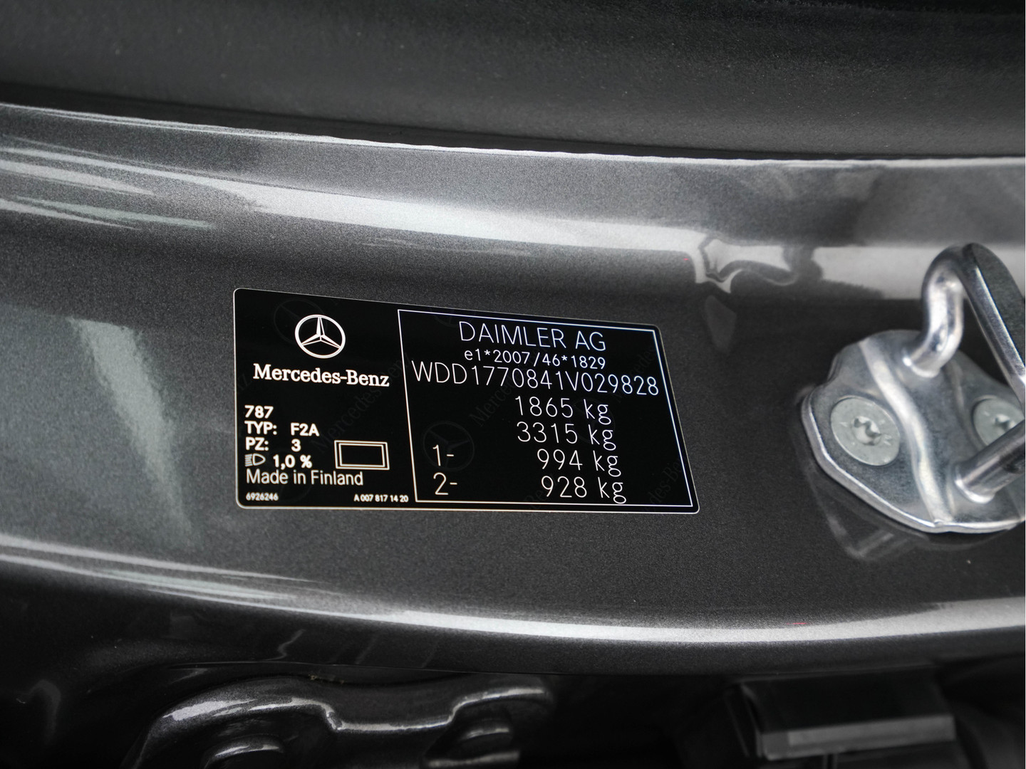 Mercedes-Benz Mercedes-Benz
