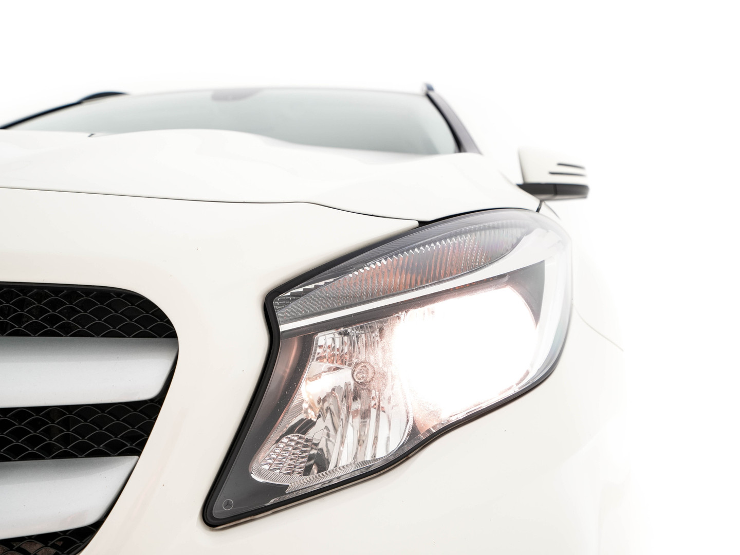 Mercedes-Benz Mercedes-Benz