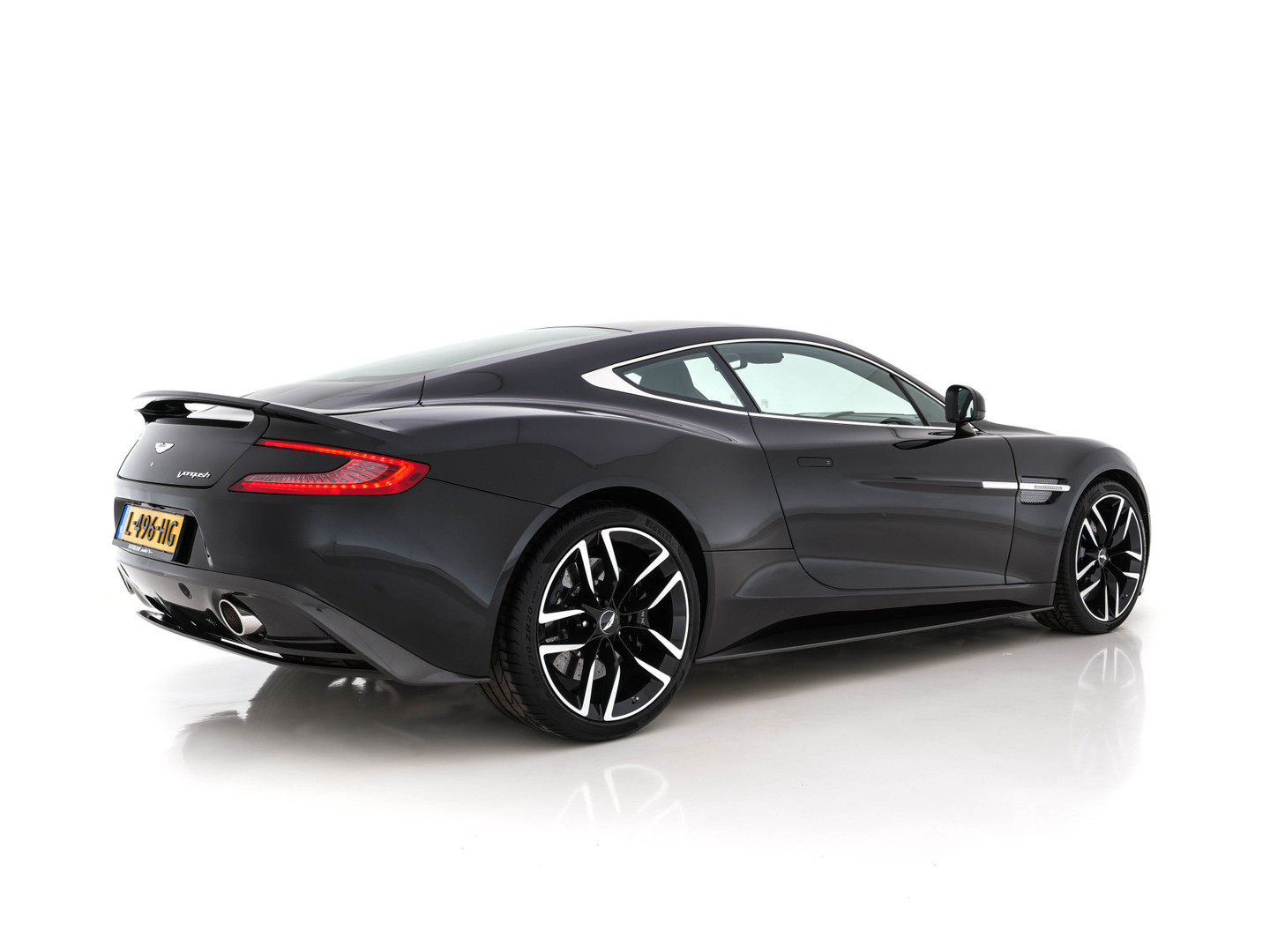 Aston Martin Aston Martin