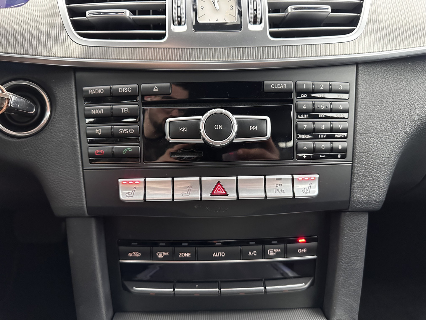 Mercedes-Benz Mercedes-Benz