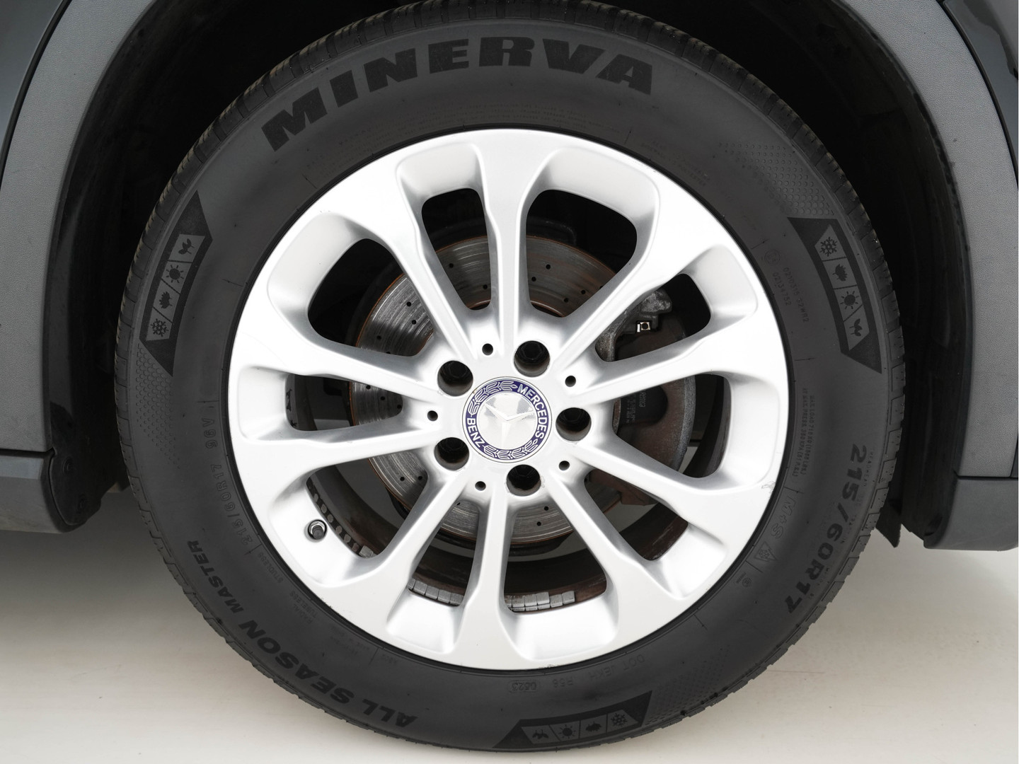 Mercedes-Benz Mercedes-Benz