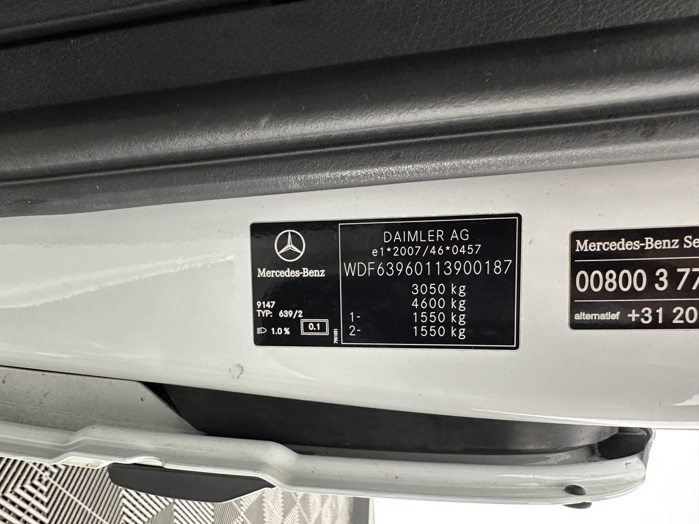 Mercedes-Benz Mercedes-Benz