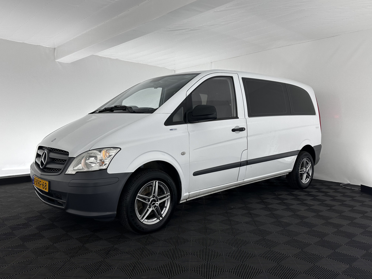 Mercedes-Benz Mercedes-Benz