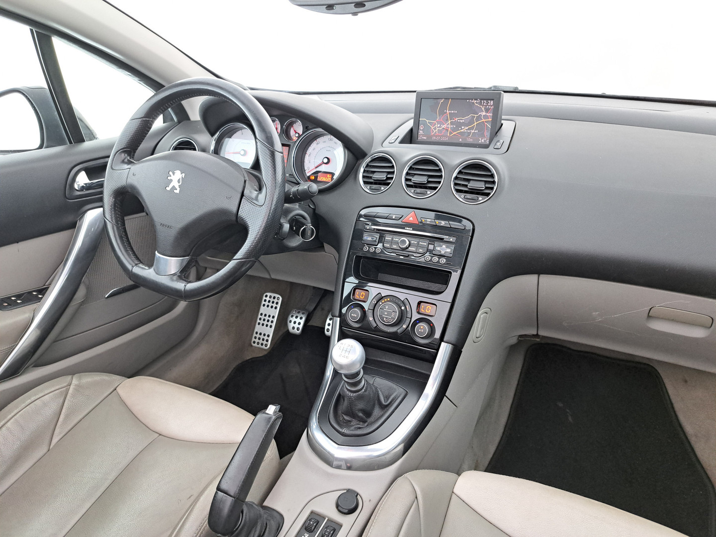 Peugeot