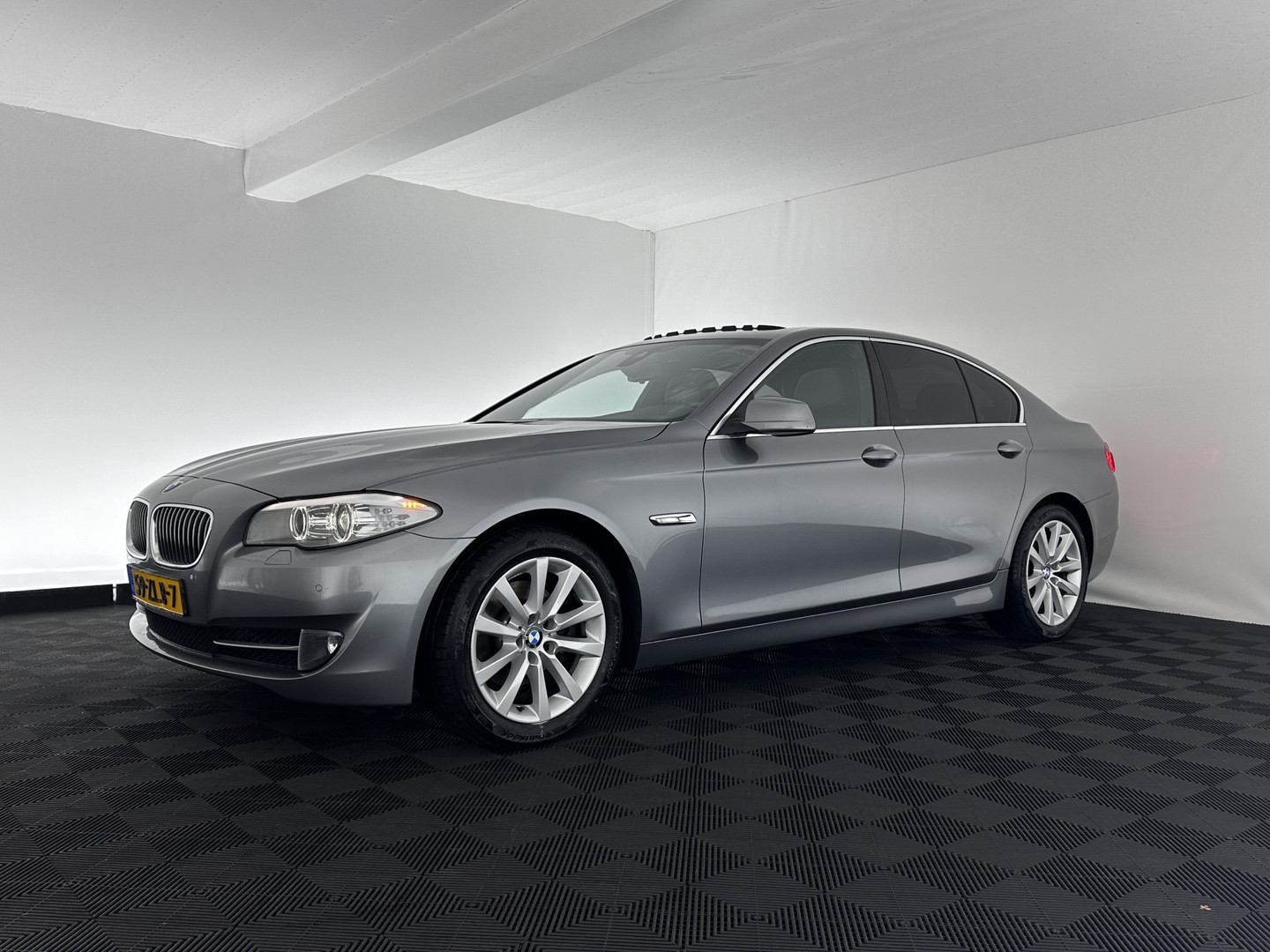 BMW BMW