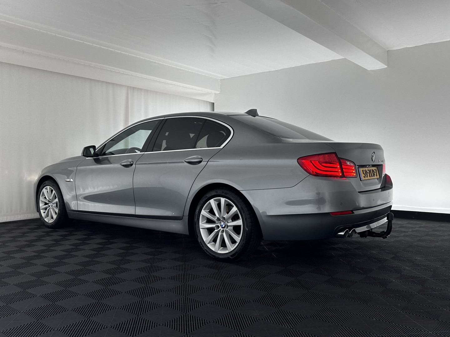 BMW BMW
