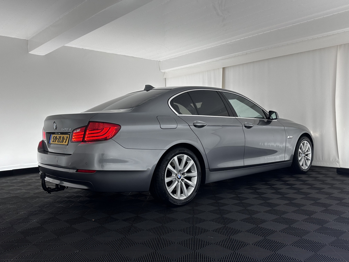 BMW BMW