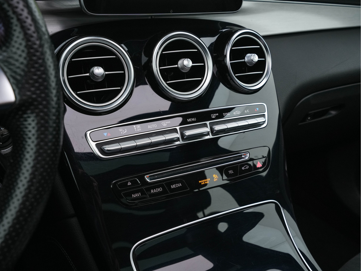 Mercedes-Benz Mercedes-Benz