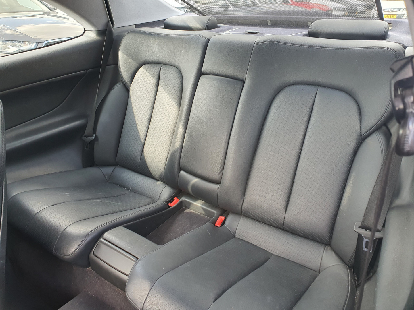 Mercedes-Benz Mercedes-Benz