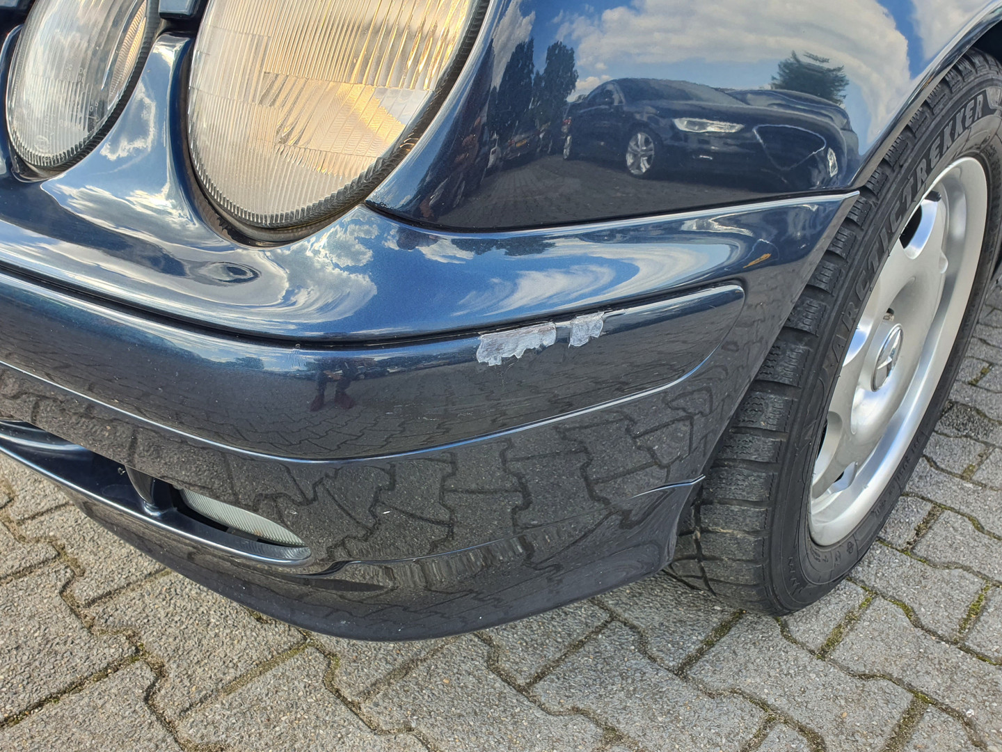 Mercedes-Benz Mercedes-Benz