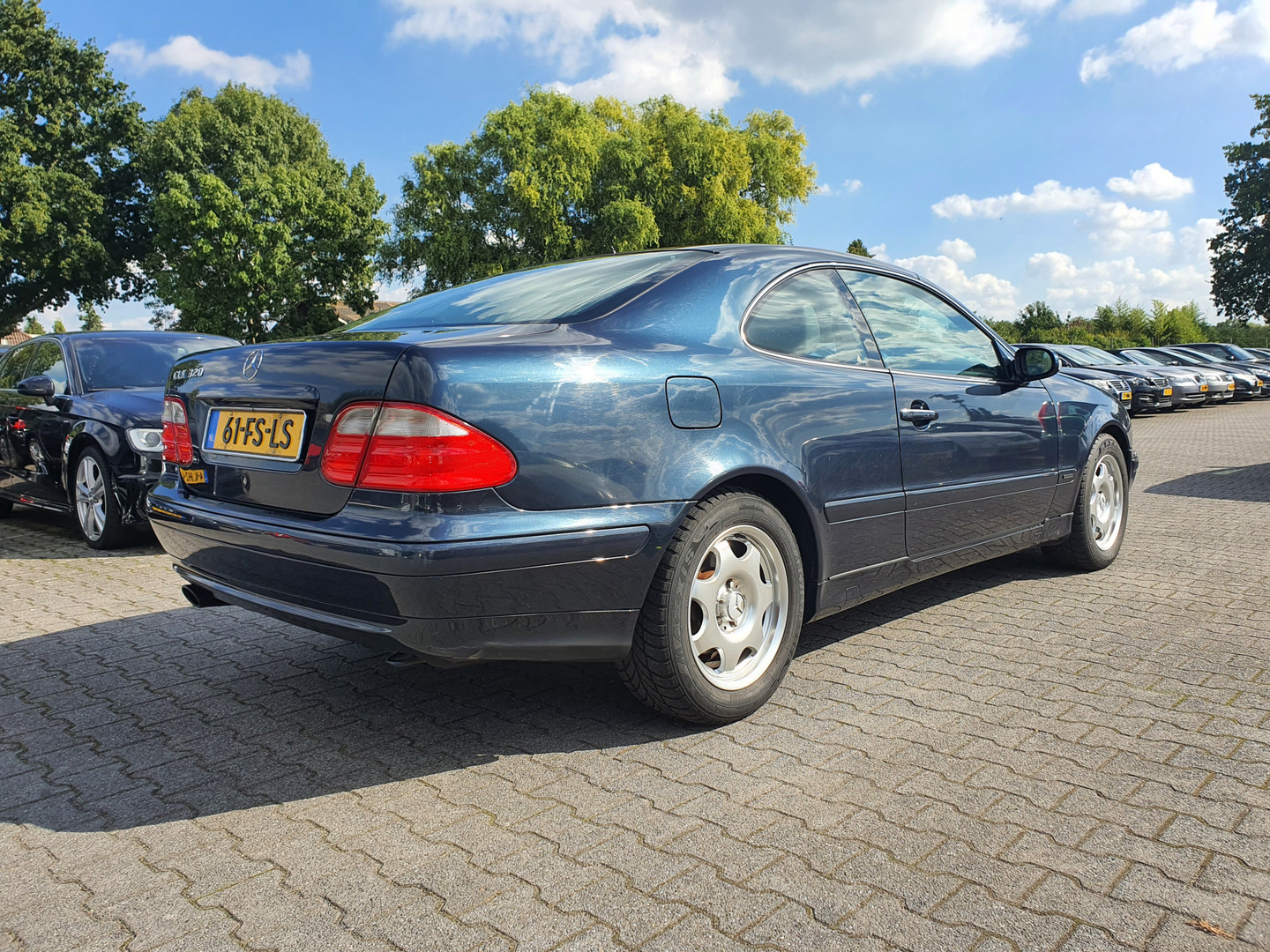 Mercedes-Benz Mercedes-Benz