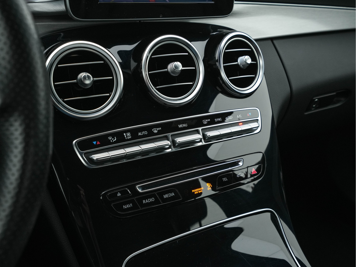 Mercedes-Benz Mercedes-Benz