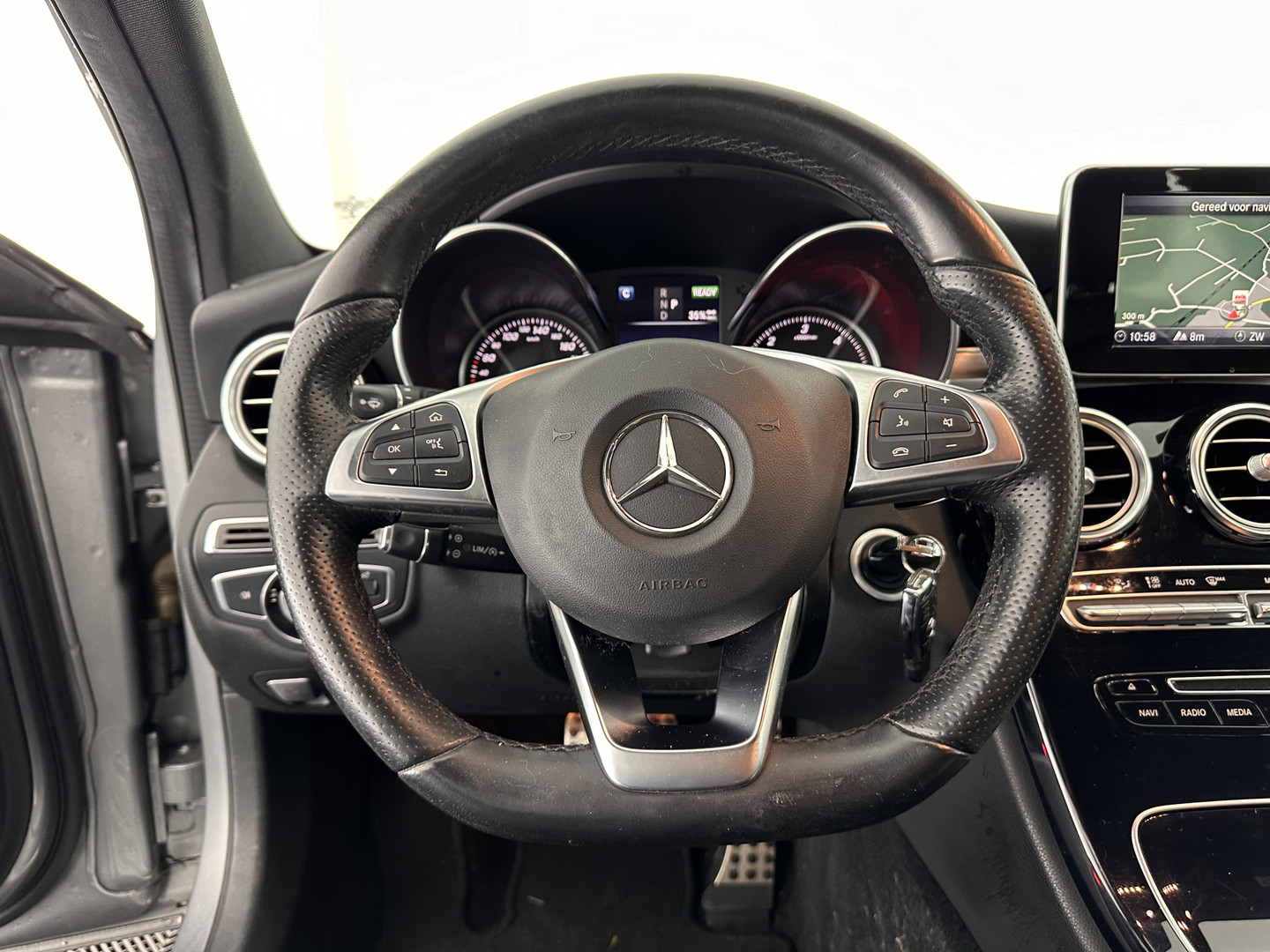 Mercedes-Benz Mercedes-Benz
