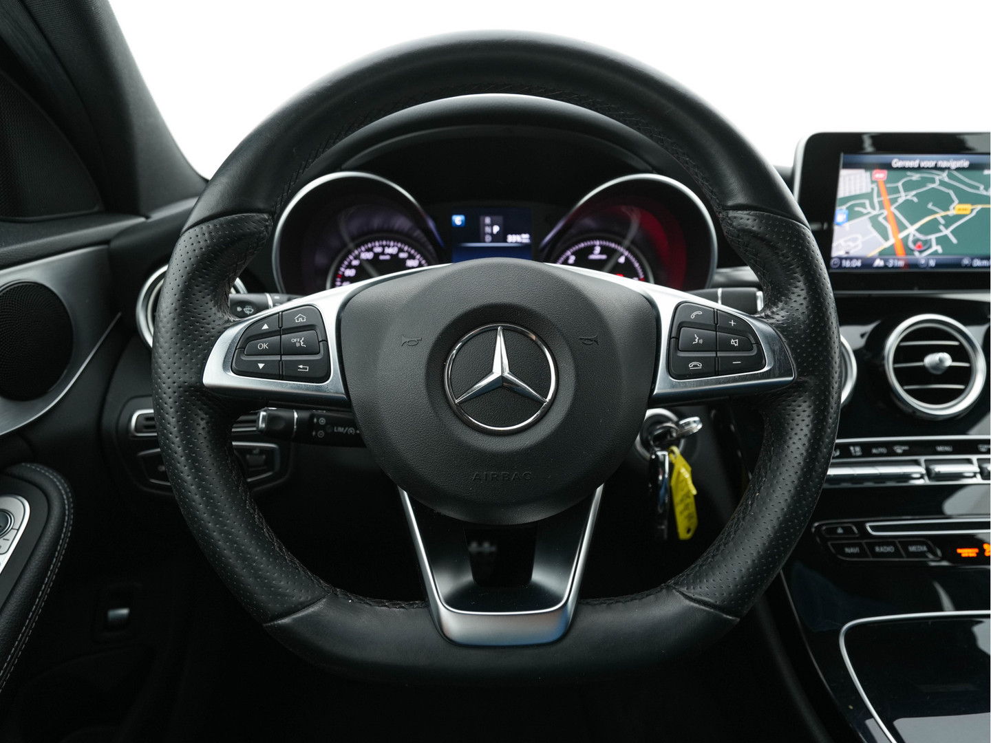 Mercedes-Benz Mercedes-Benz