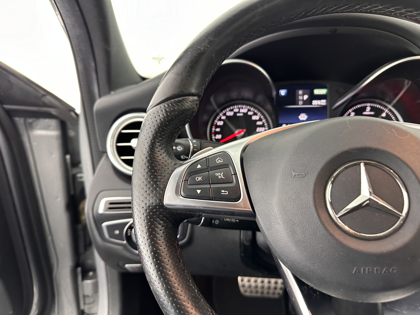Mercedes-Benz Mercedes-Benz