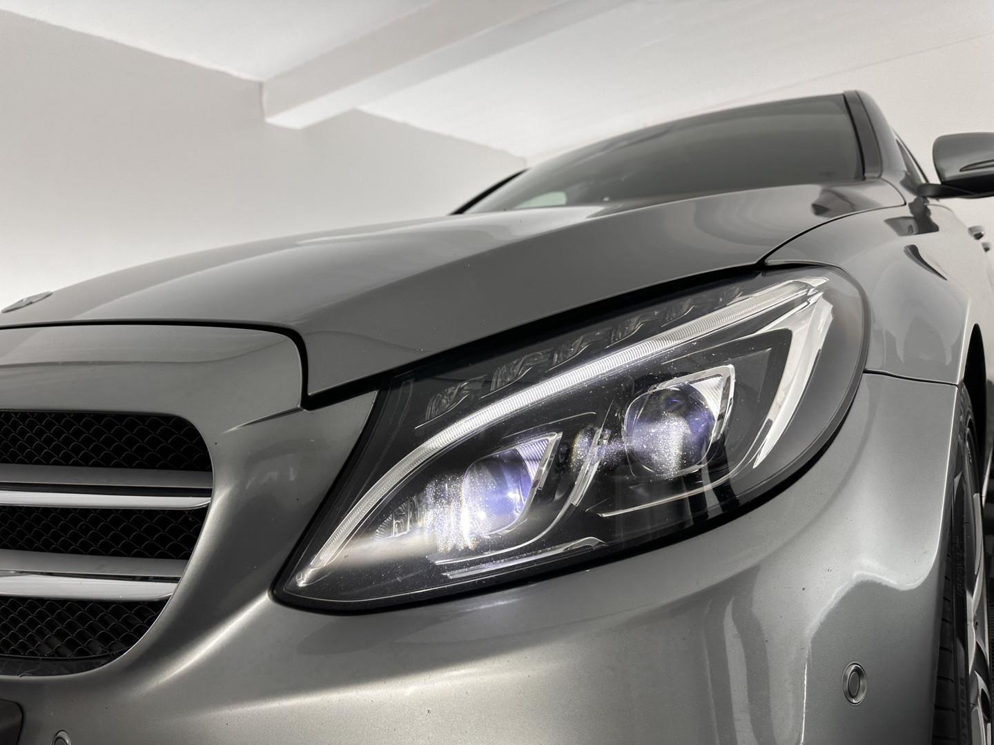 Mercedes-Benz Mercedes-Benz