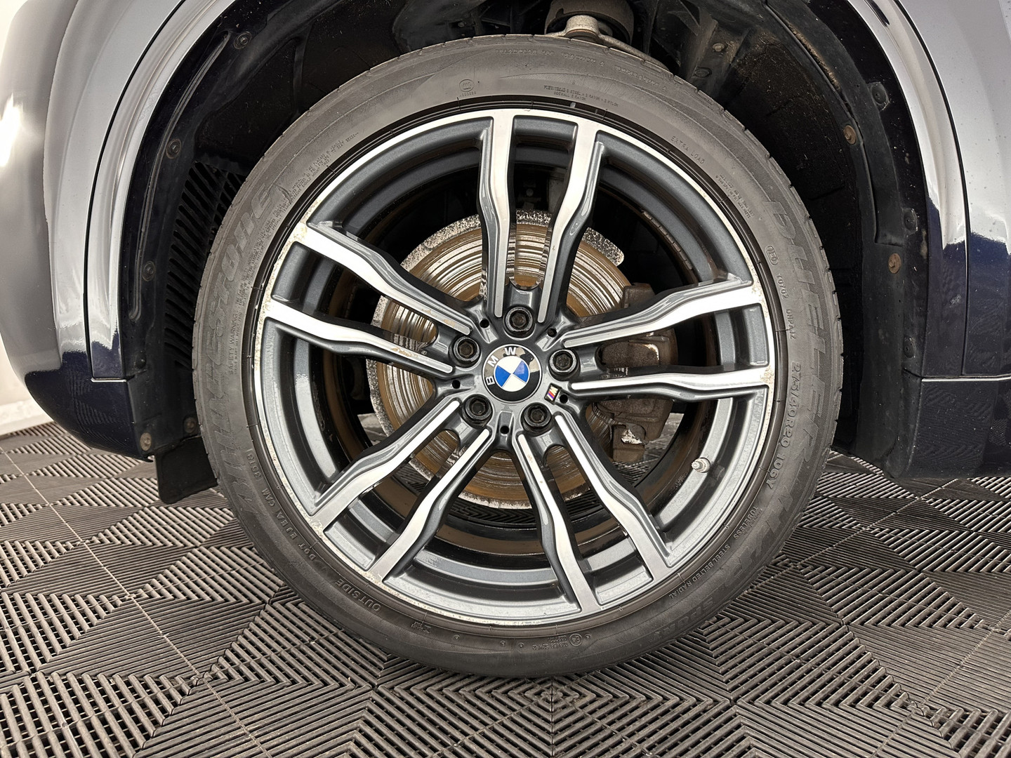 BMW BMW