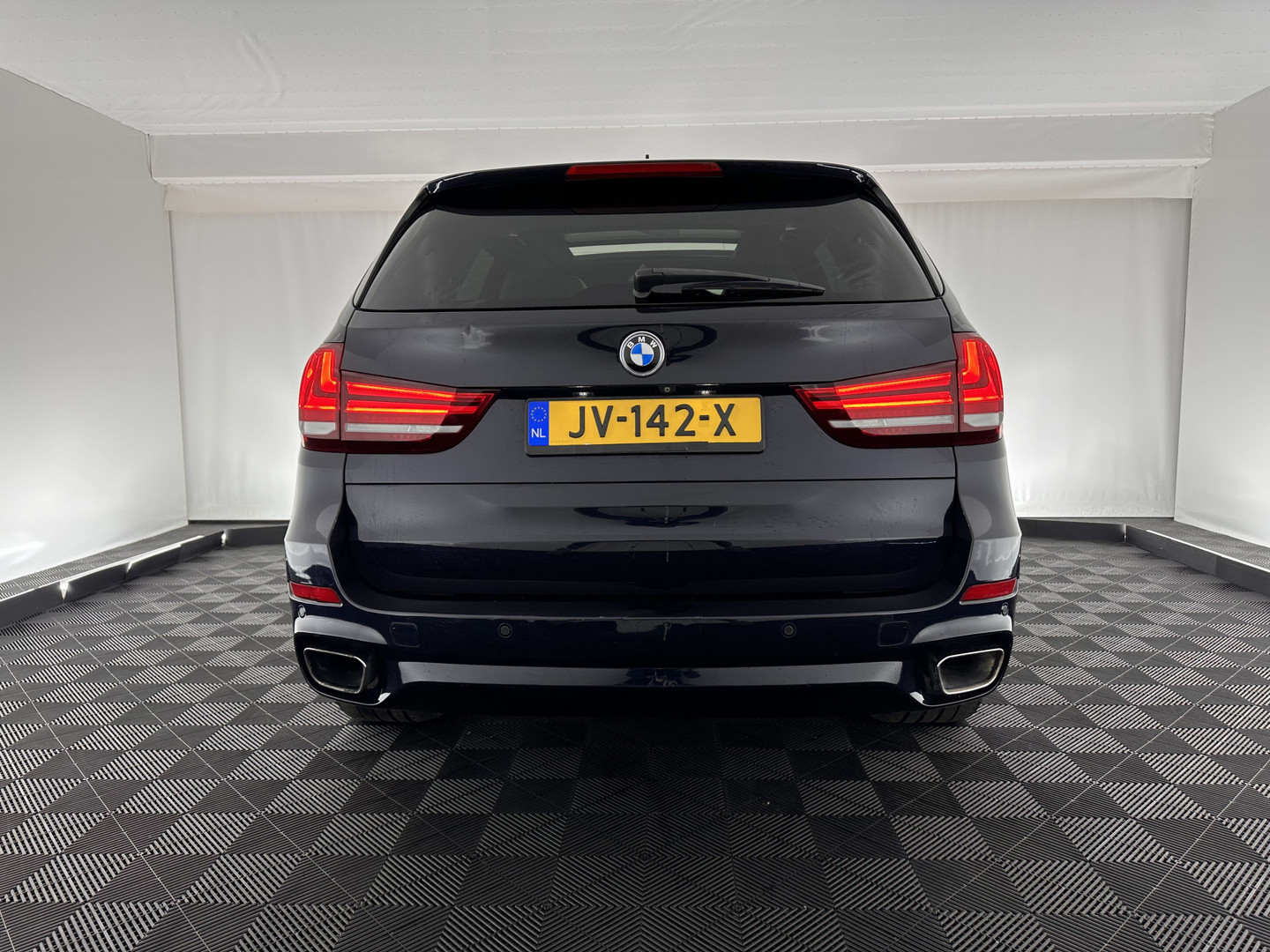 BMW BMW