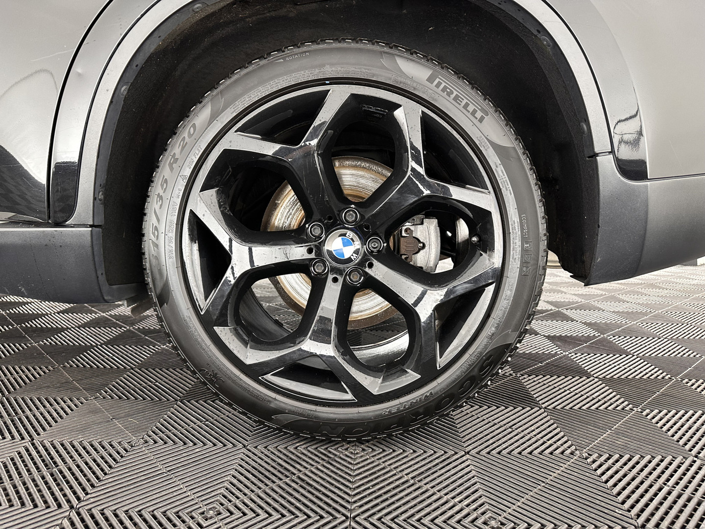 BMW BMW