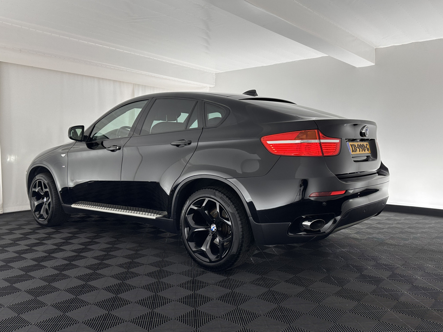 BMW BMW