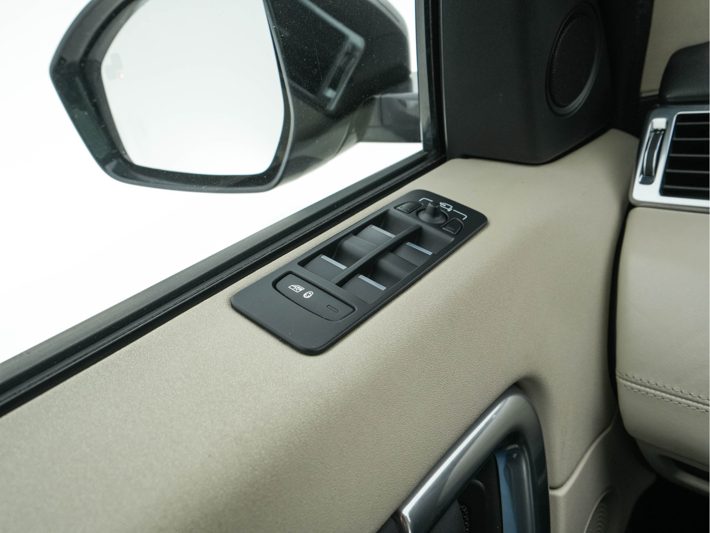 Land Rover Land Rover