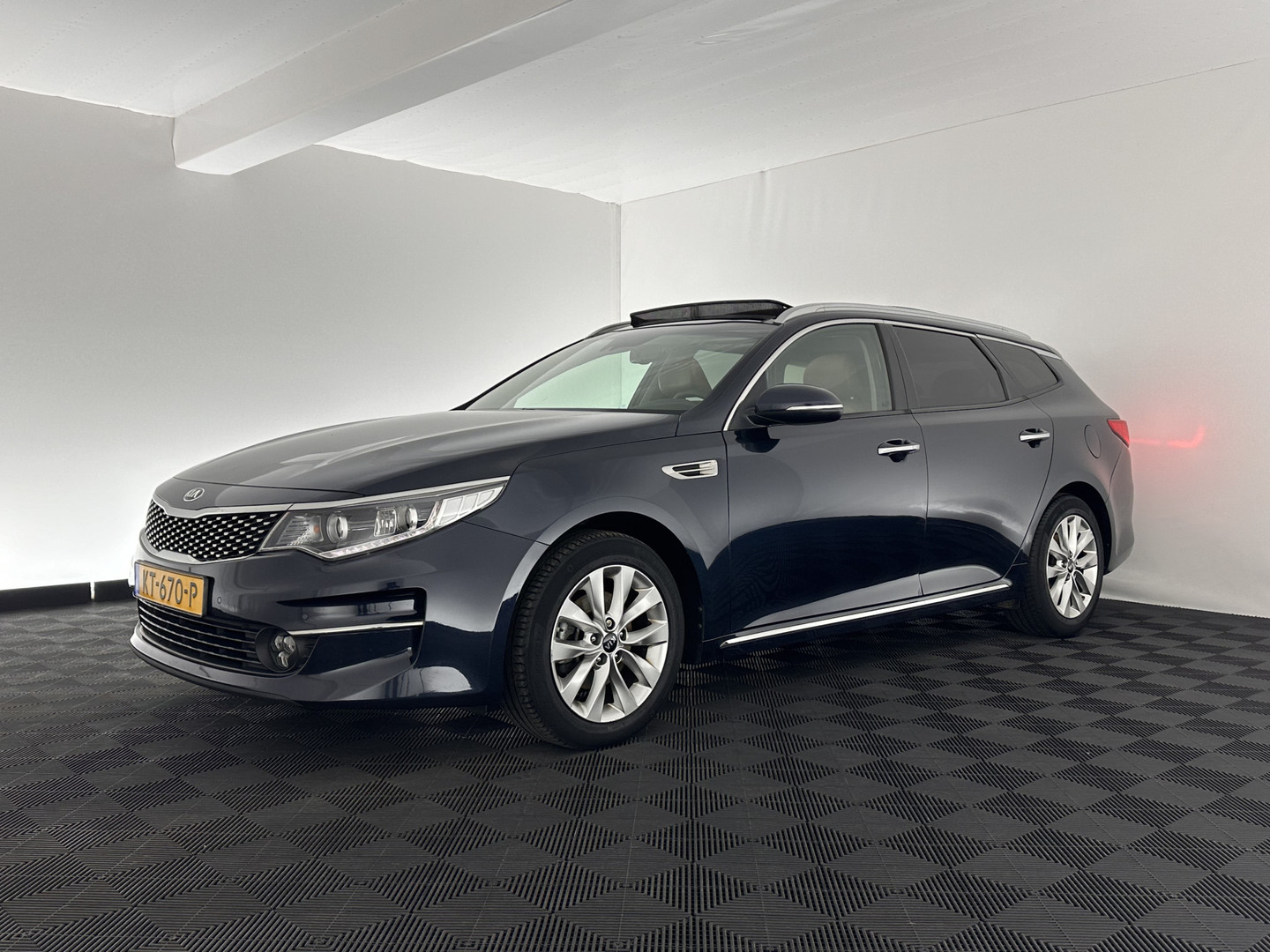 Kia