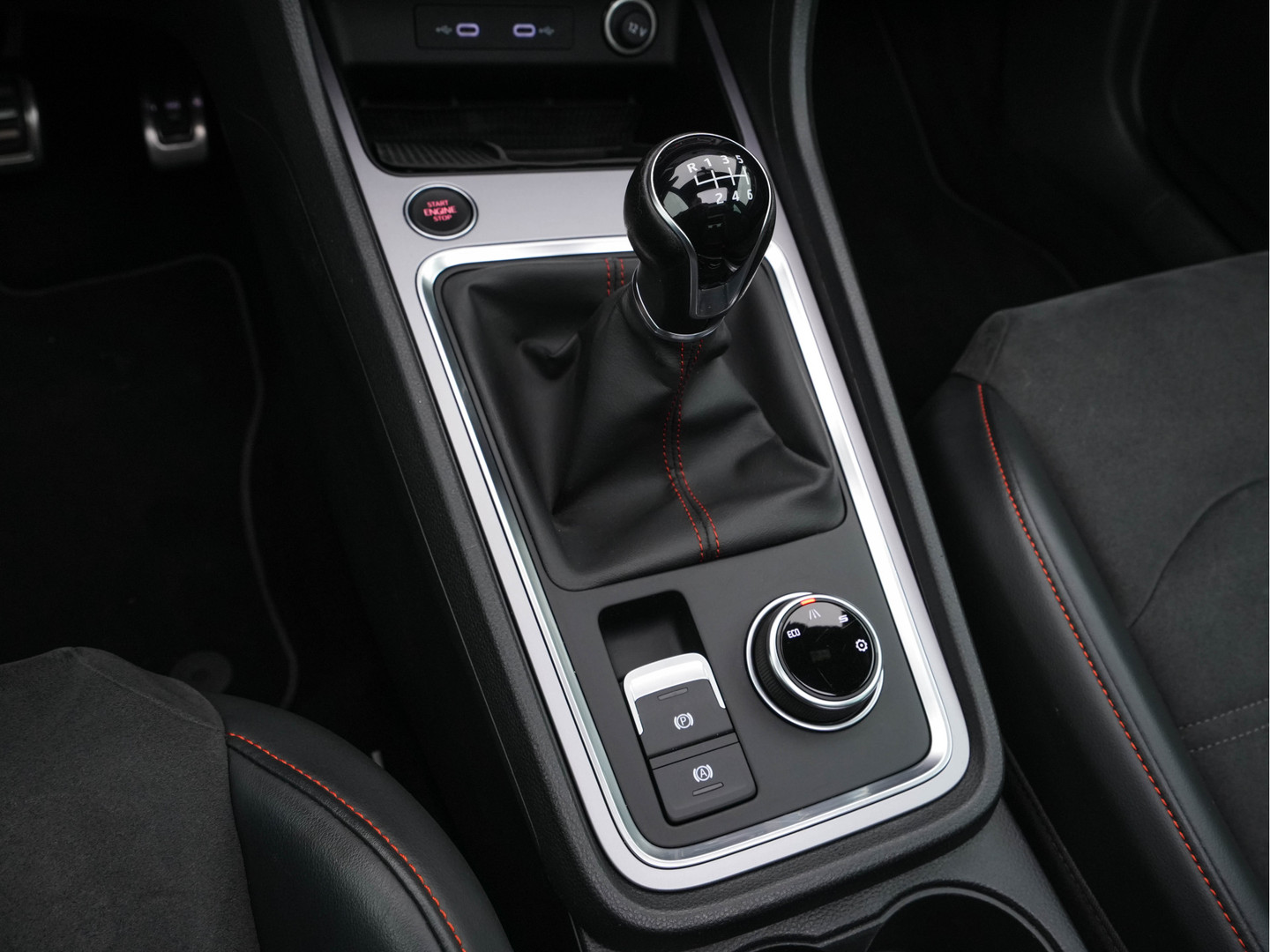SEAT SEAT