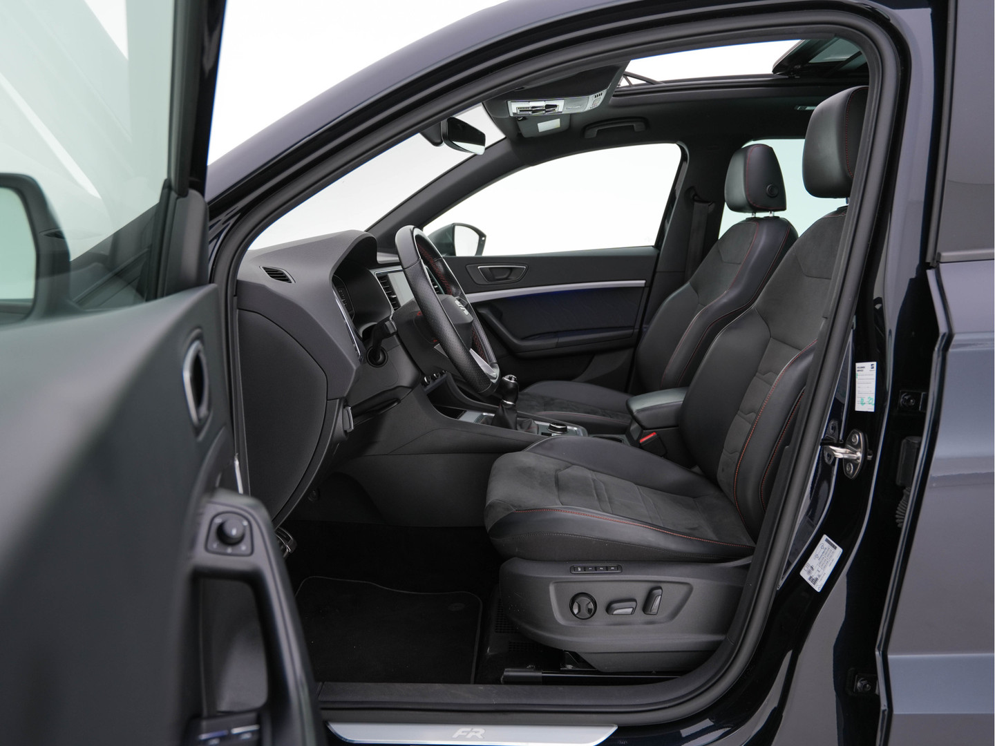 SEAT SEAT