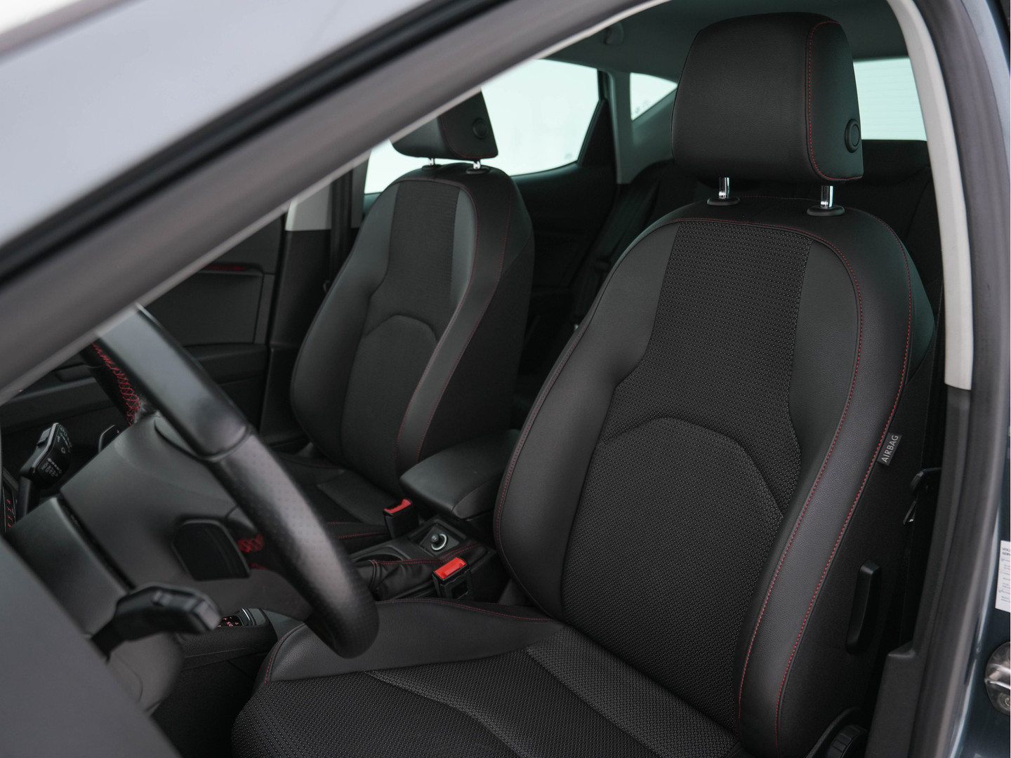 SEAT SEAT