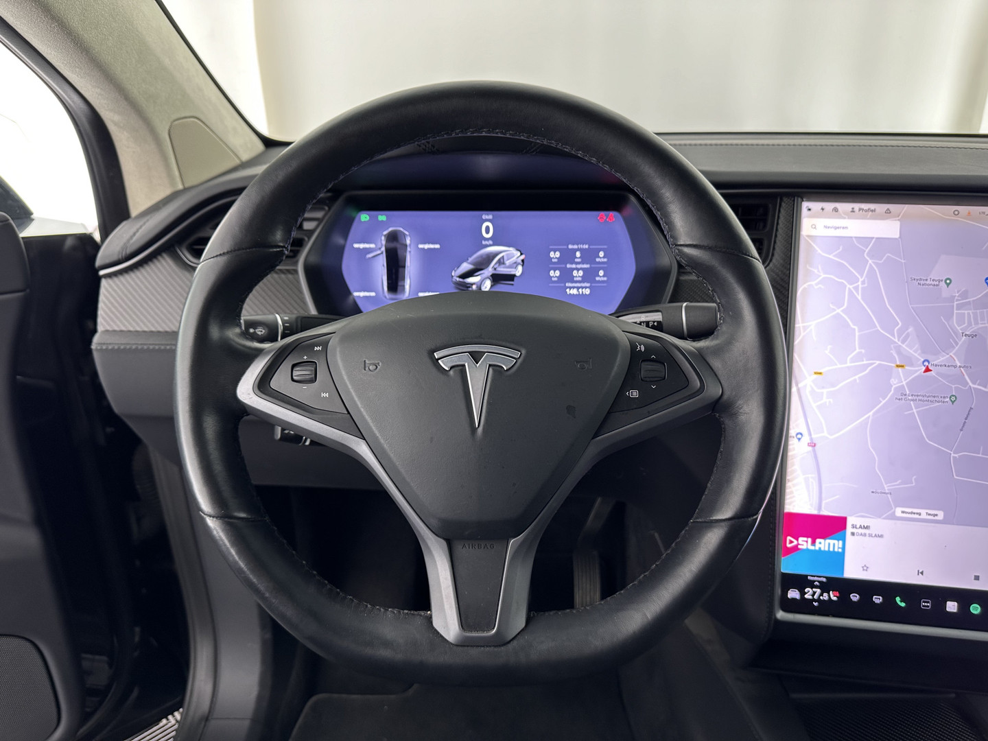 Tesla Tesla