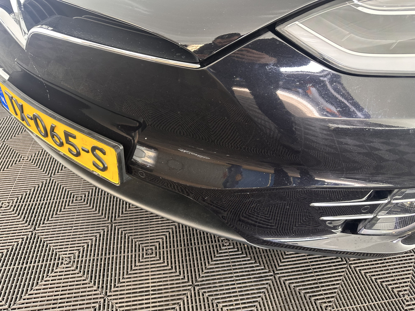 Tesla Tesla