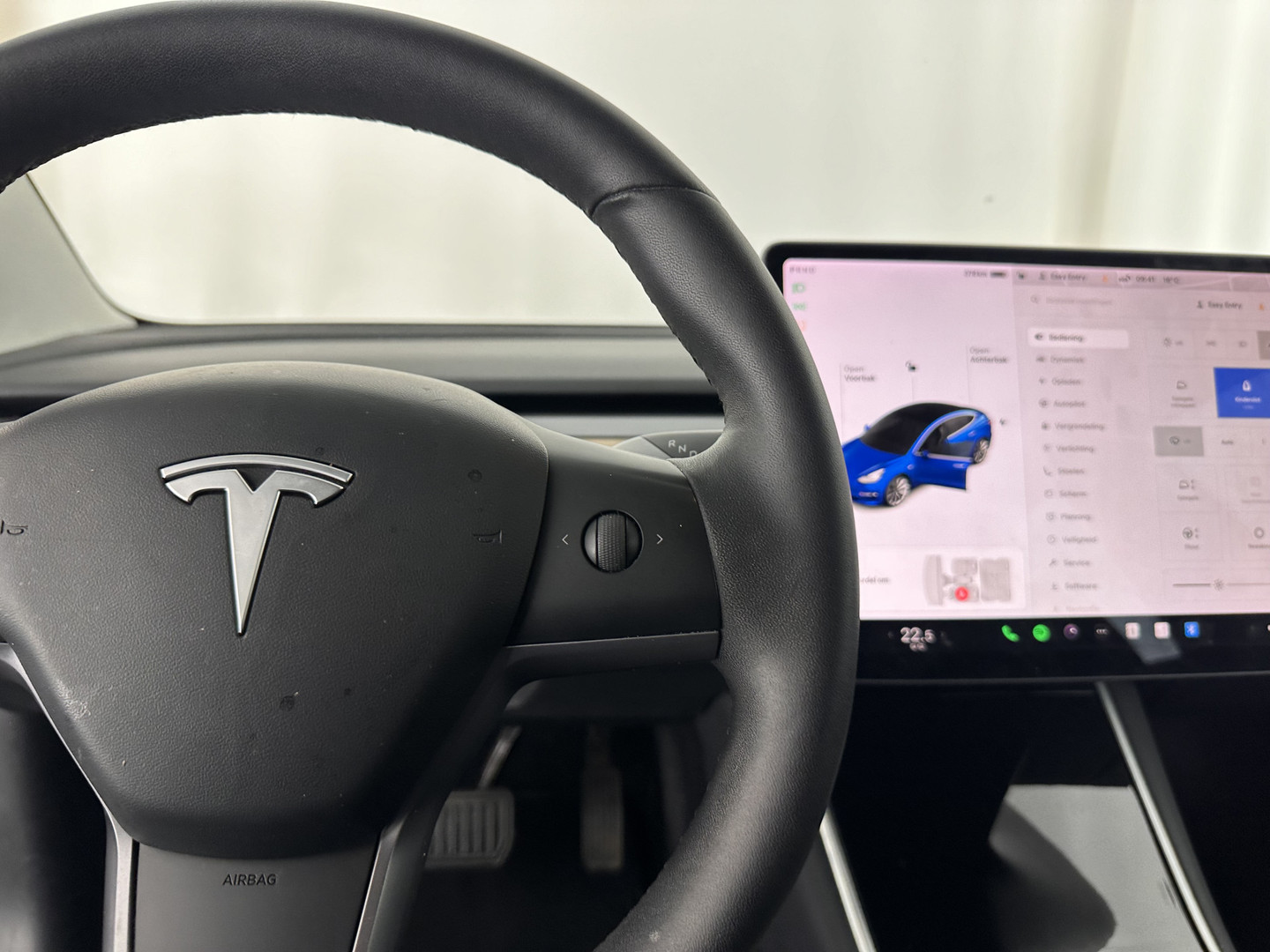 Tesla Tesla