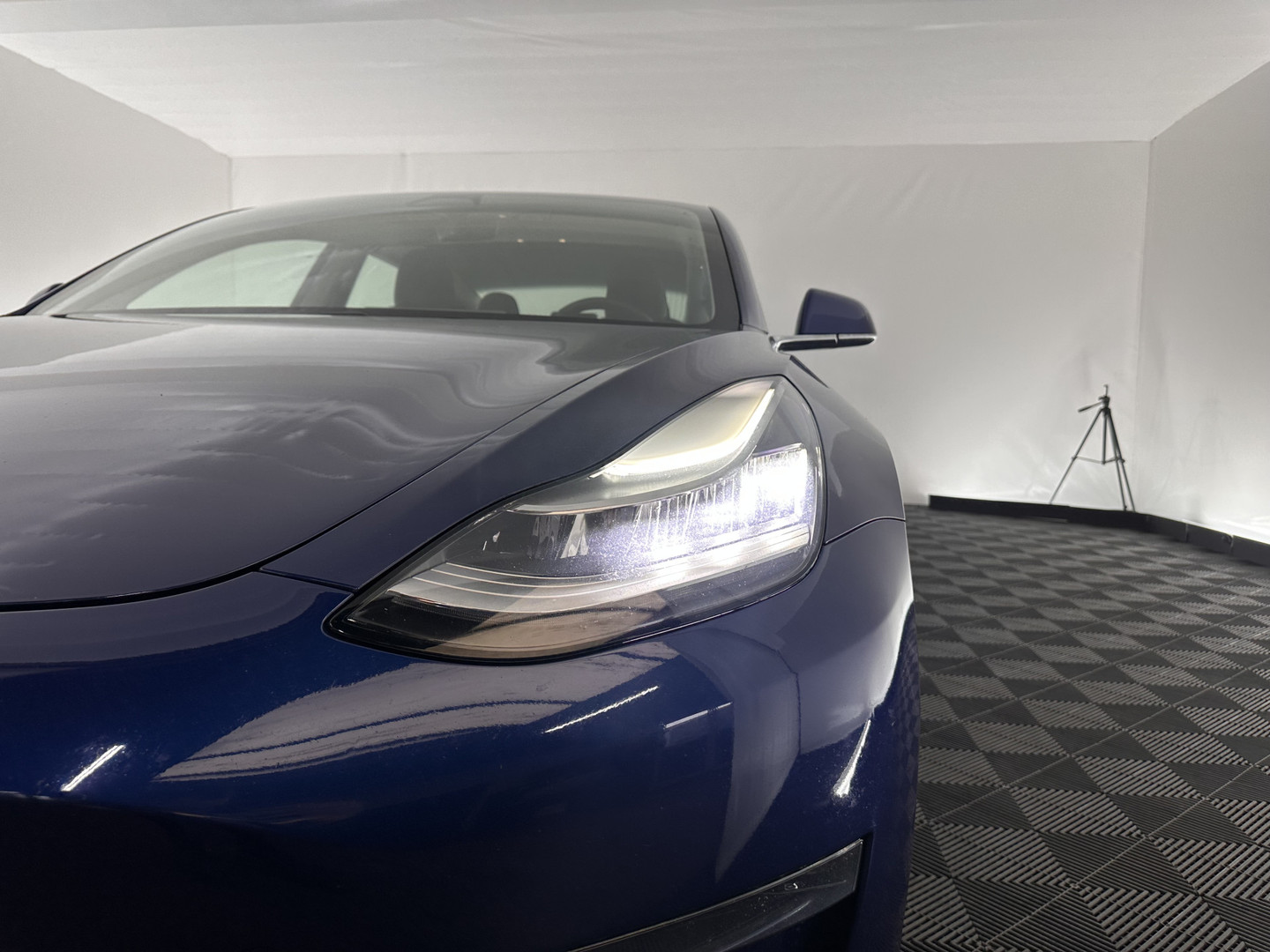 Tesla Tesla