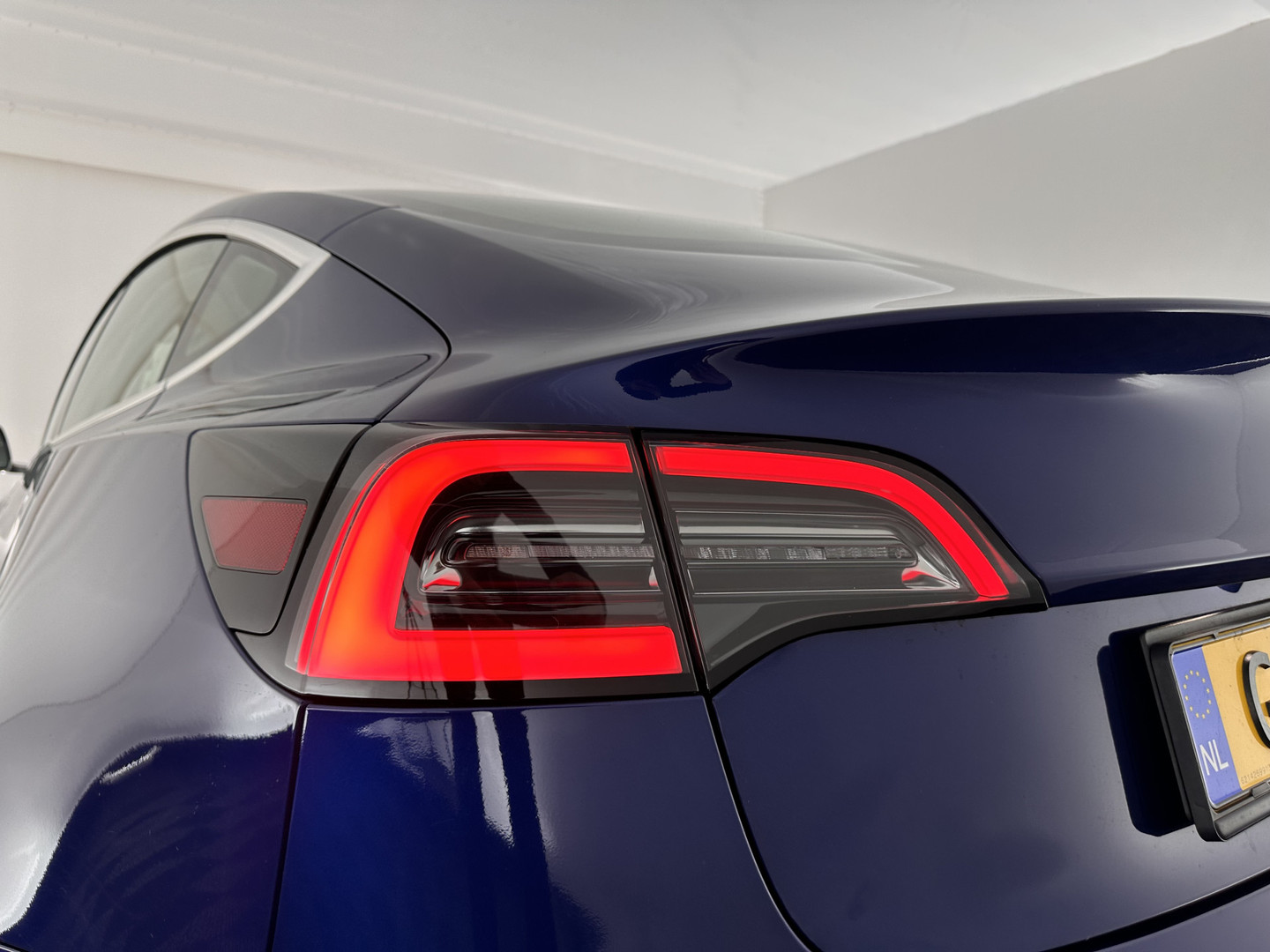 Tesla Tesla