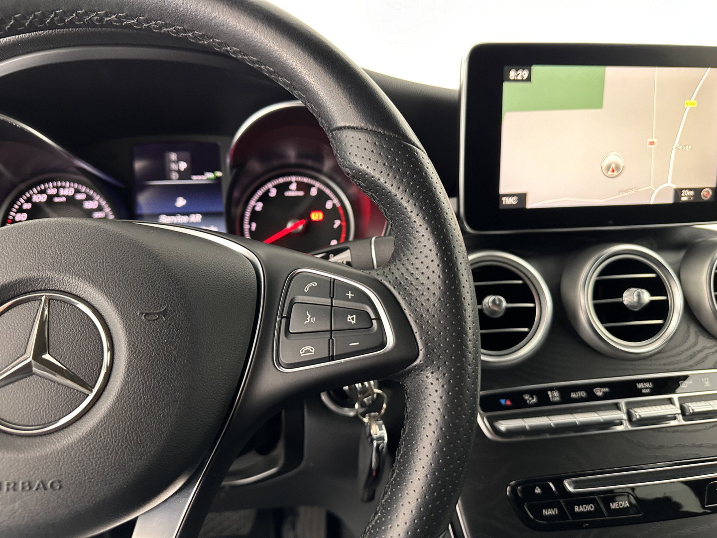 Mercedes-Benz Mercedes-Benz