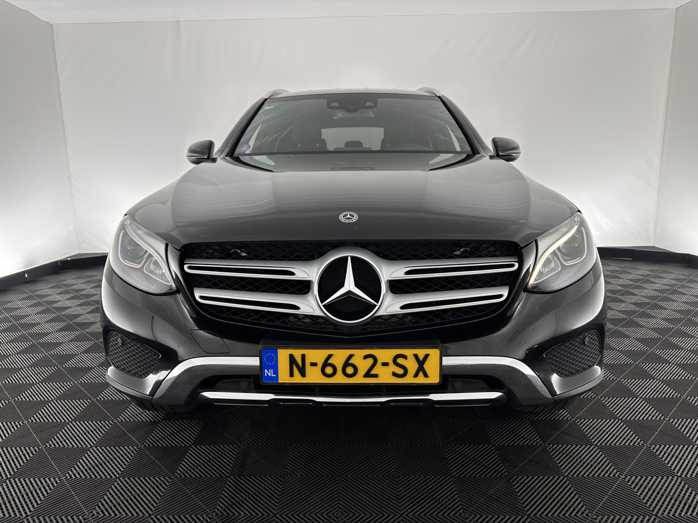 Mercedes-Benz Mercedes-Benz